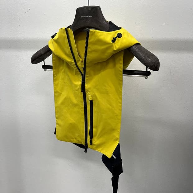 95) 지제냐 소프트쉘 후드 베스트 