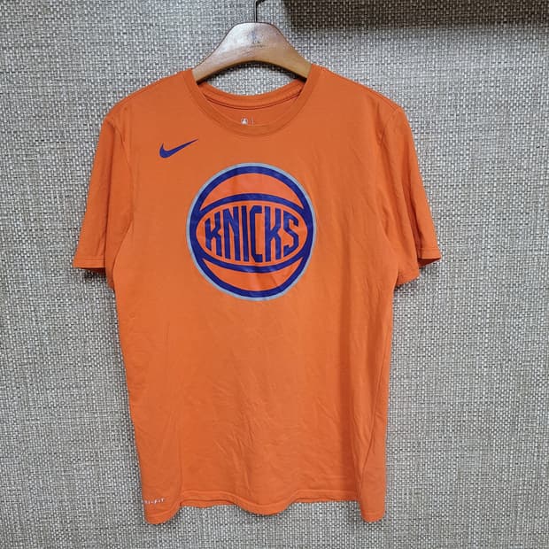 M사이즈 나이키 NBA 드라이핏 반팔 티셔츠