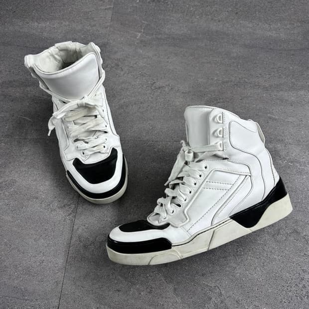 지방시 타이슨 하이탑 블랙&화이트 270