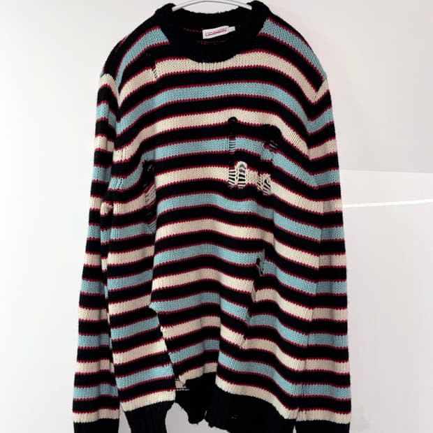 러버보이 데미지니트