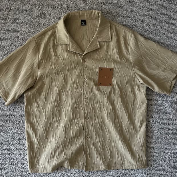 반소매 블라우스