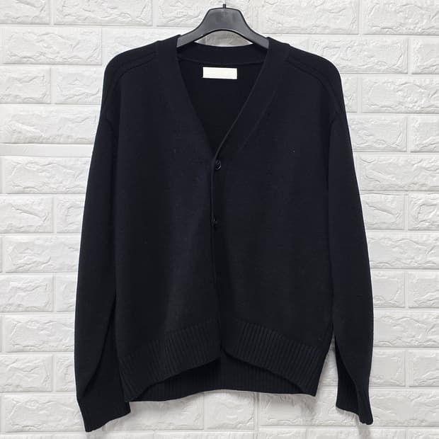 미나브 블랙 아크릴 가디건 L