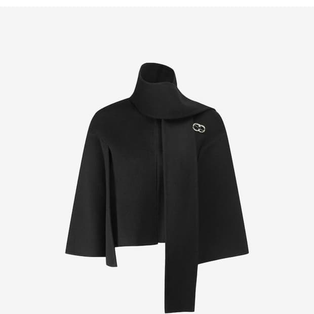 모조에스핀 케이프 코트