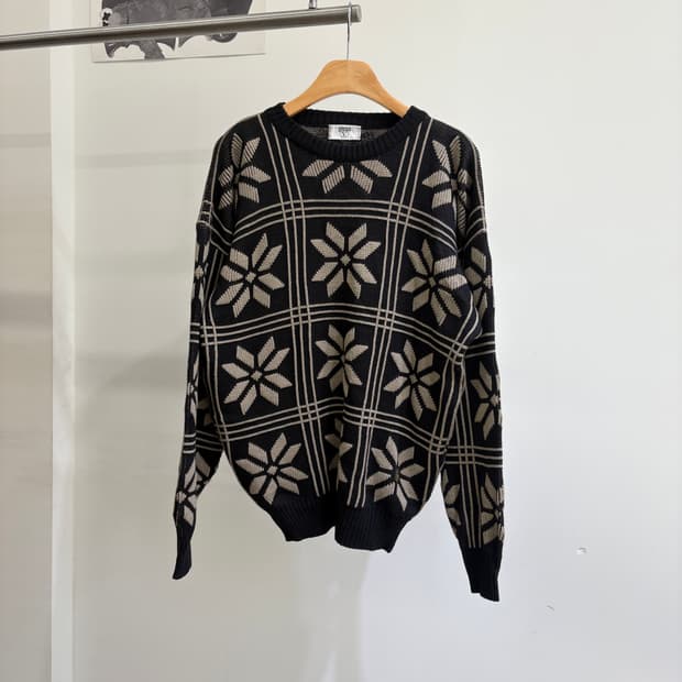 VALENTINO GARAVANI (Made in Italy) 니트