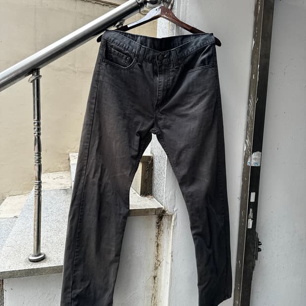 Levi’s 505 블랙 페이딩 워싱 데님 팬츠 w32
