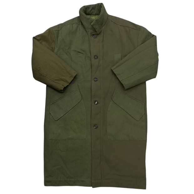 아조바이아조 패딩 코트