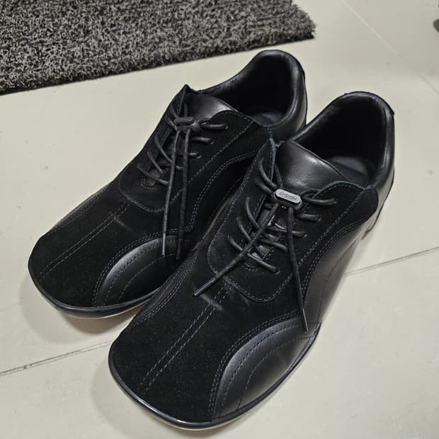 페몬트 square Black