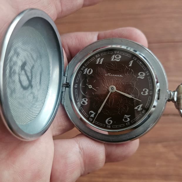 구소련 수동회중시계