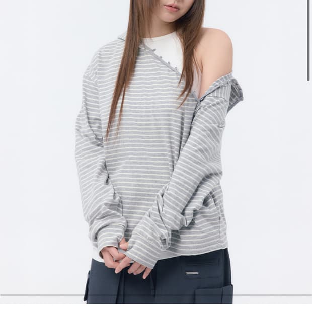 Diagonal button Layered hoodie GREY