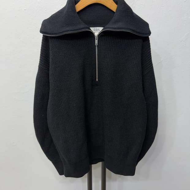 정품) COS 코스 여성 오버핏 블랙 니트 반집업 니트 L