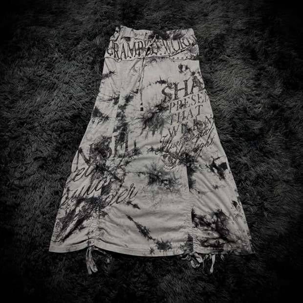 Ghost of Harlem 그레이 레터링 스컬 프린팅 셔링 롱스커트