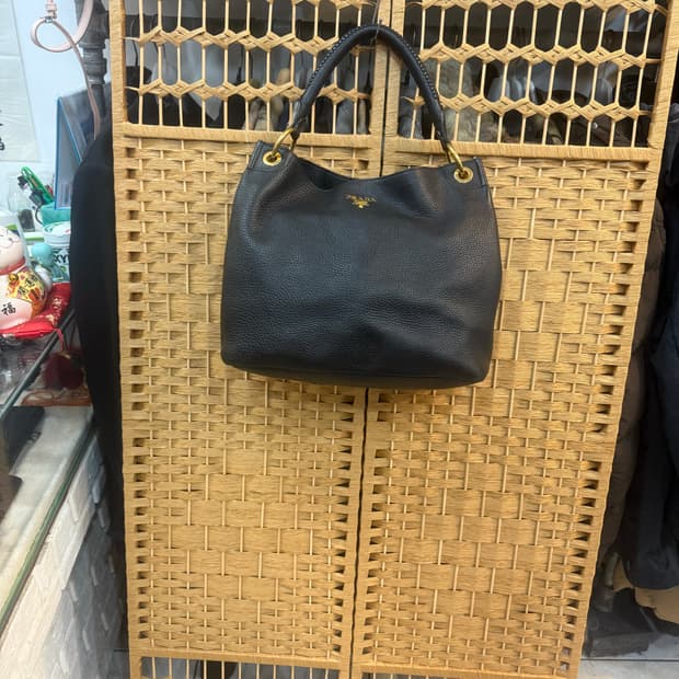 정품 프라다 비텔로 쇼퍼백 팝니다