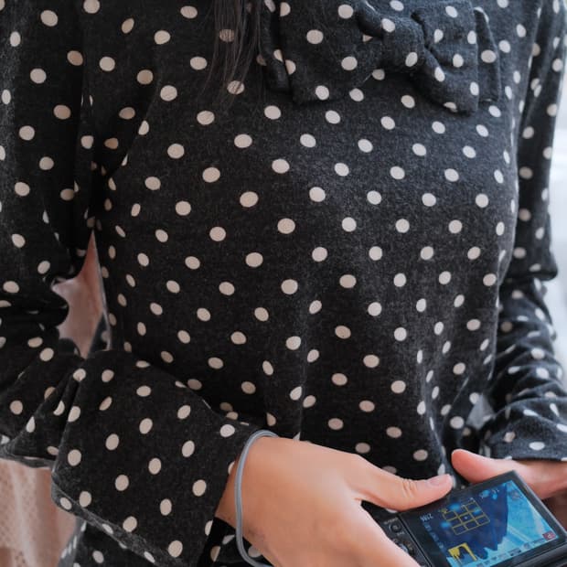 Ribbon dot wool top