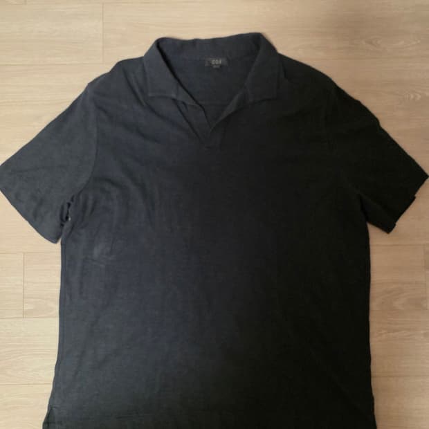 COS 반팔 Cotten 100% Black 카라티 XL
Cotten