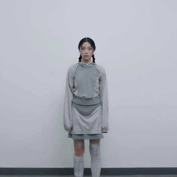 오호스 2-way Hoodie Bolero / Skirt Khaki 세트