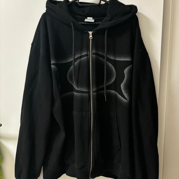 크리틱 후드집업