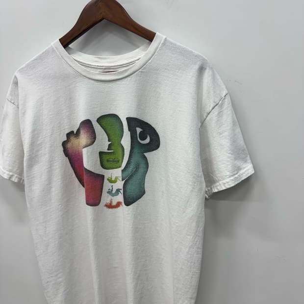 Face drawing T-shirt