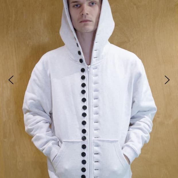 [구매] 더즌메러 후디 흰색 2사이즈 구매합니다