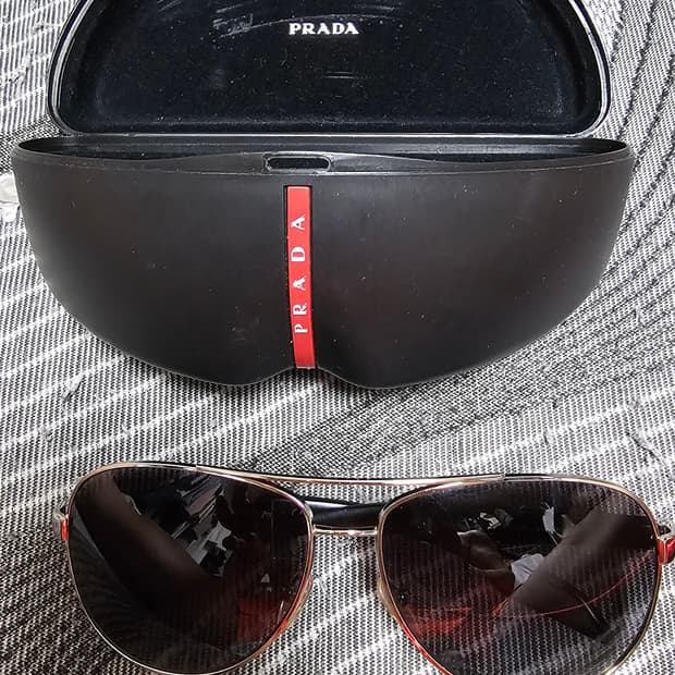 프라다 선글라스 