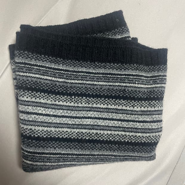 Number nine 07aw neckwarmer