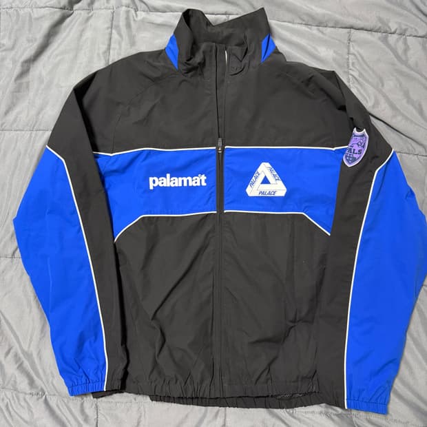 팔라스 팔라맷 쉘자켓 라지 블랙 민트급 팝니다.