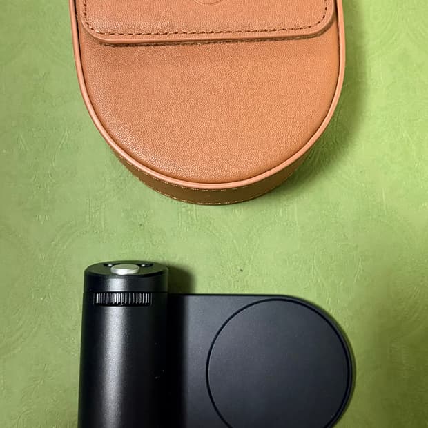 라이카 LUX Grip + 가죽 케이스 