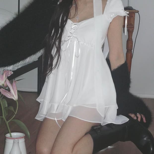 Snow angel blouse