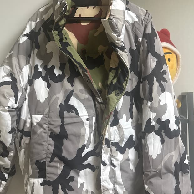 위캔더스 카모패딩