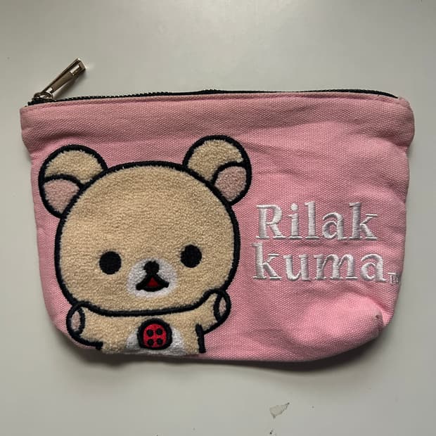 코리락쿠마 파우치