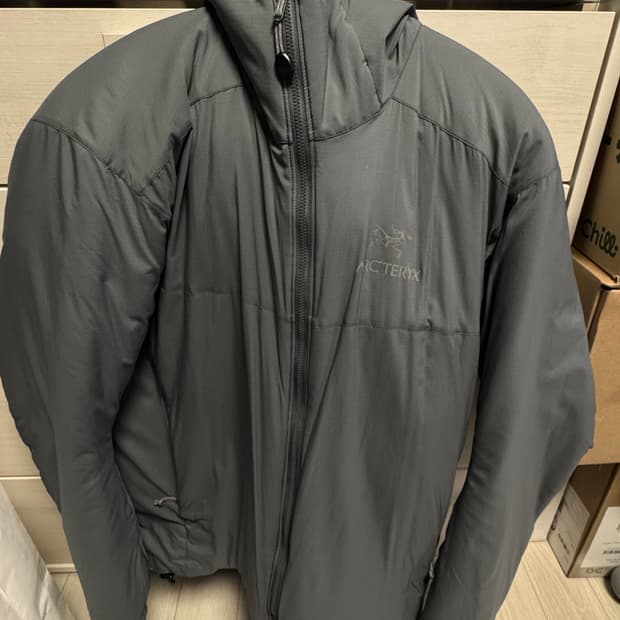 아크테릭스 아톰 후디 빔즈 콜라보