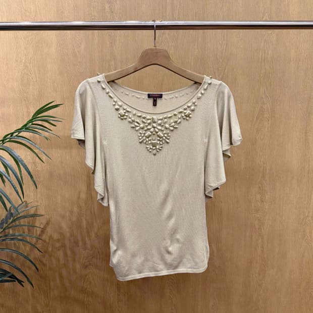 에스카다 비즈 장식 라운드넥 반팔 니트 플라워 패턴 디테일 베이지