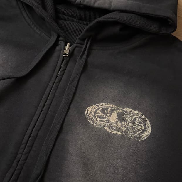 SNAKE BONE REVERSIBLE HOOD ZIP UP BLACK