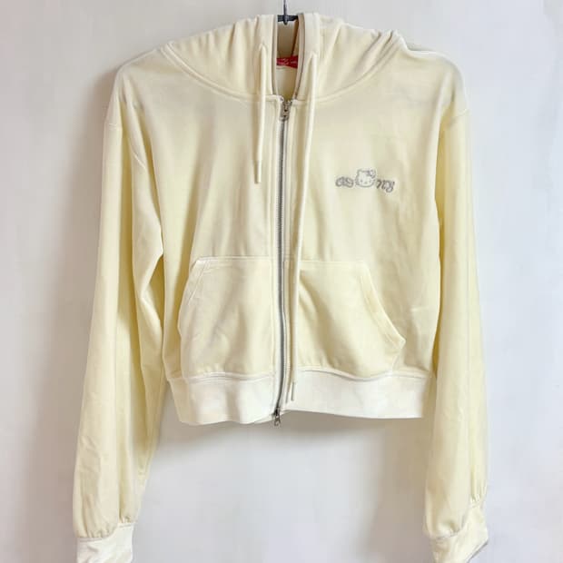 헬로키티 벨벳 집업 갸루셋업 빈티지 오네갸루