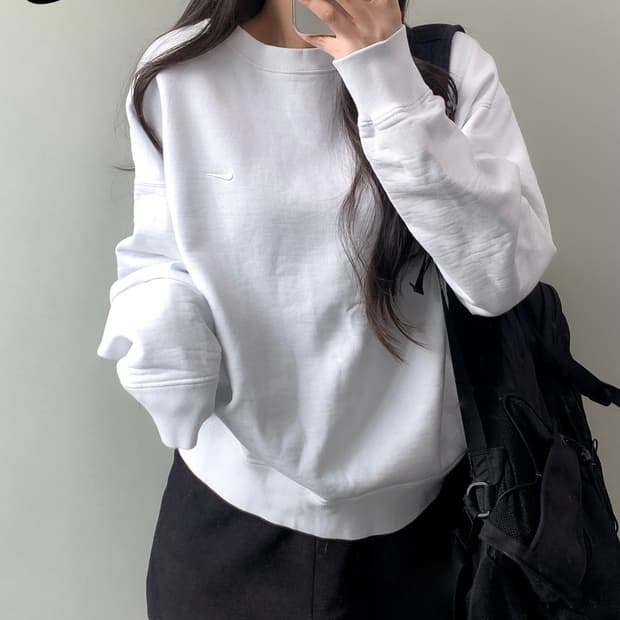 나이키 nrg 맨투맨