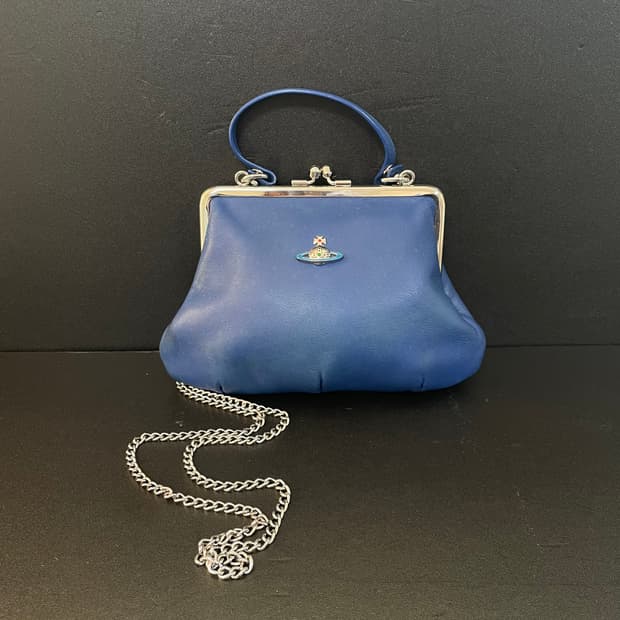 비비안웨스트우드 그래니 프레임 펄스 크로스백 블루