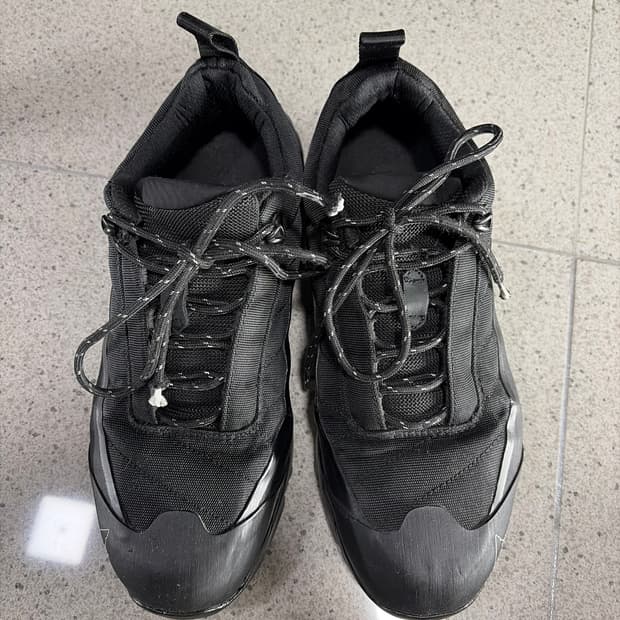 로아 하이킹 카타리나 블랙 42