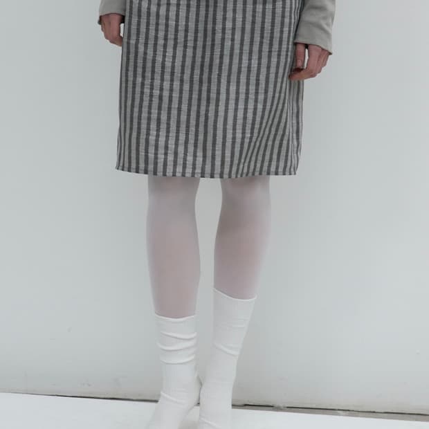 낫띵에브리띵 시그니처 스트라이프 스커트