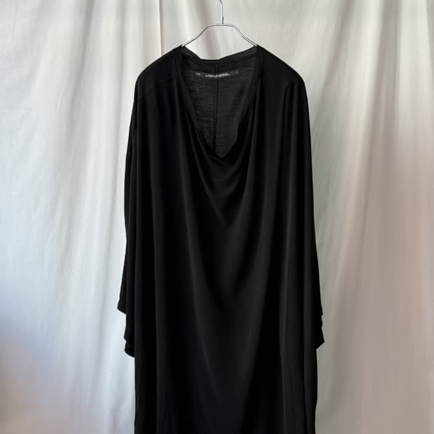 Julius 23FW 드레이프 컷소