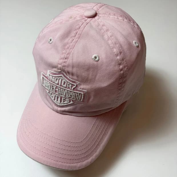 할리데이비슨 00's 자수 로고 핑크 볼 캡 Q1525