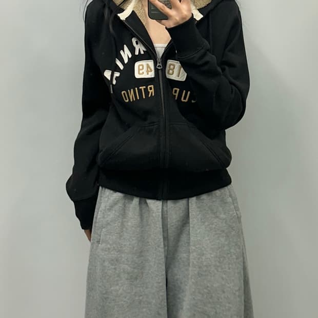 후아유 y2k 와투케 블랙 양털 후드집업