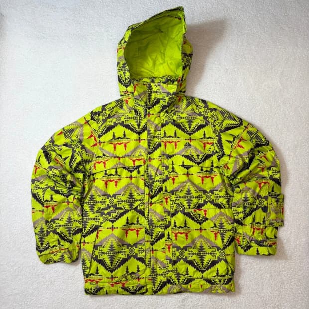 나이키 ACG 00's 패턴 푸퍼 자켓 PN6076