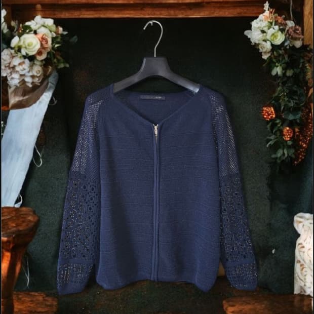 올리브데올리브 네이비 펀칭 지퍼 여성 가디건 M