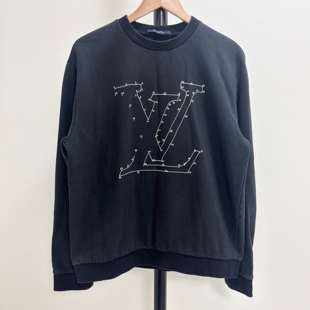 [M]루이비통 LV로고 스티치 맨투맨