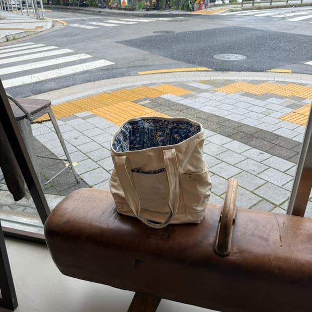 글로벌 워크 페이즐리 캔버스 토트백