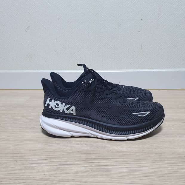 호카 클리프톤9 운동화 265