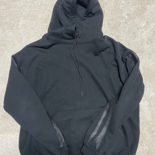 블랙아웃 레더 본 후드