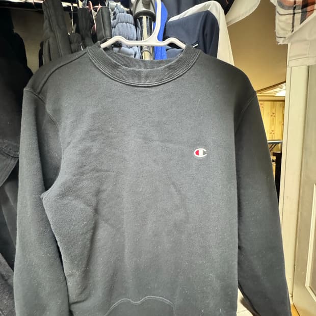 챔피온 맨투맨 블랙