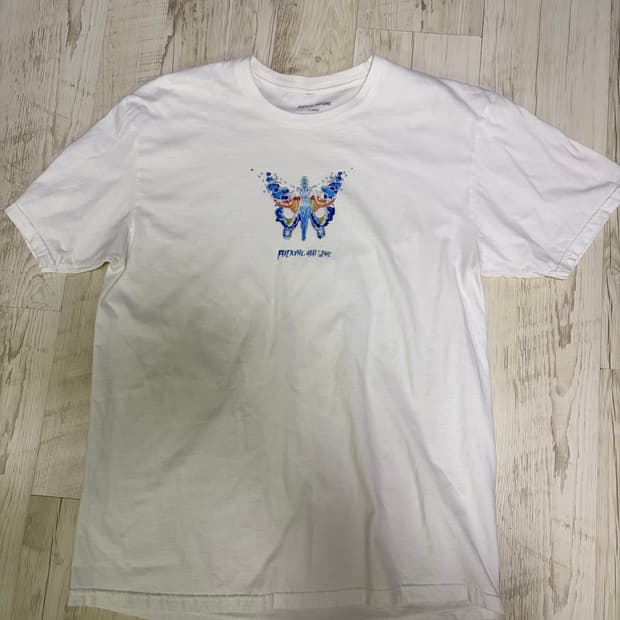[XL] FUCKING AWESOME 나비 반팔티