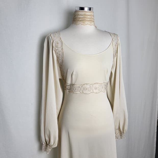 빈티지 아이보리 맥시 레이스 드레스