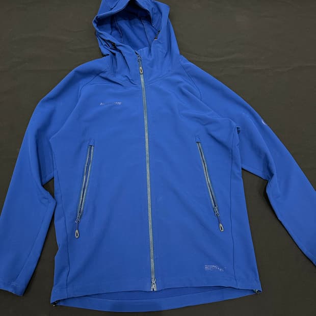 마무트 런볼드 트레일 소프트쉘 자켓 후디 M 사이즈